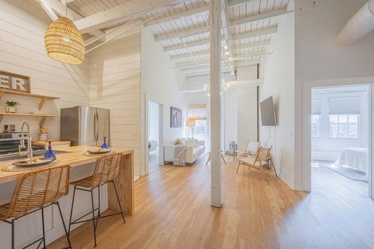 Ferienwohnung Darlin' Downtown Dawghouse Athens Exterior foto