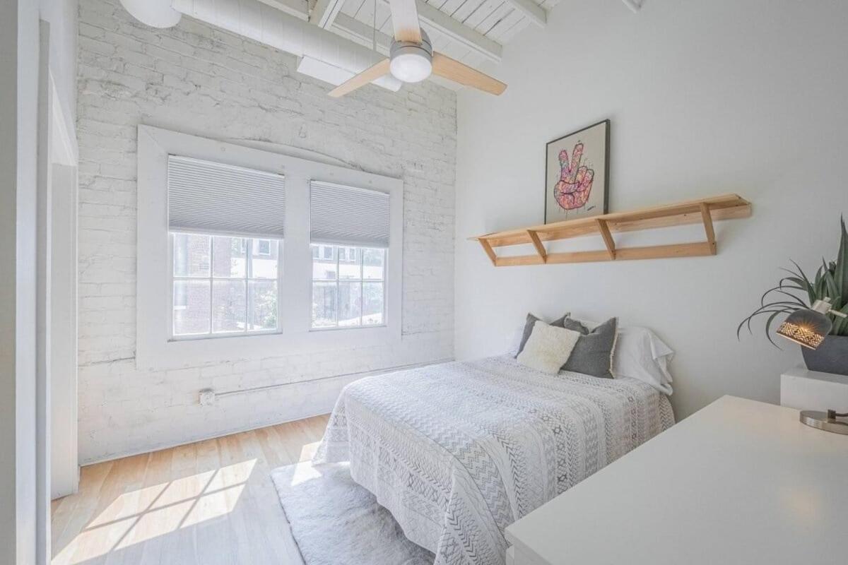 Ferienwohnung Darlin' Downtown Dawghouse Athens Exterior foto